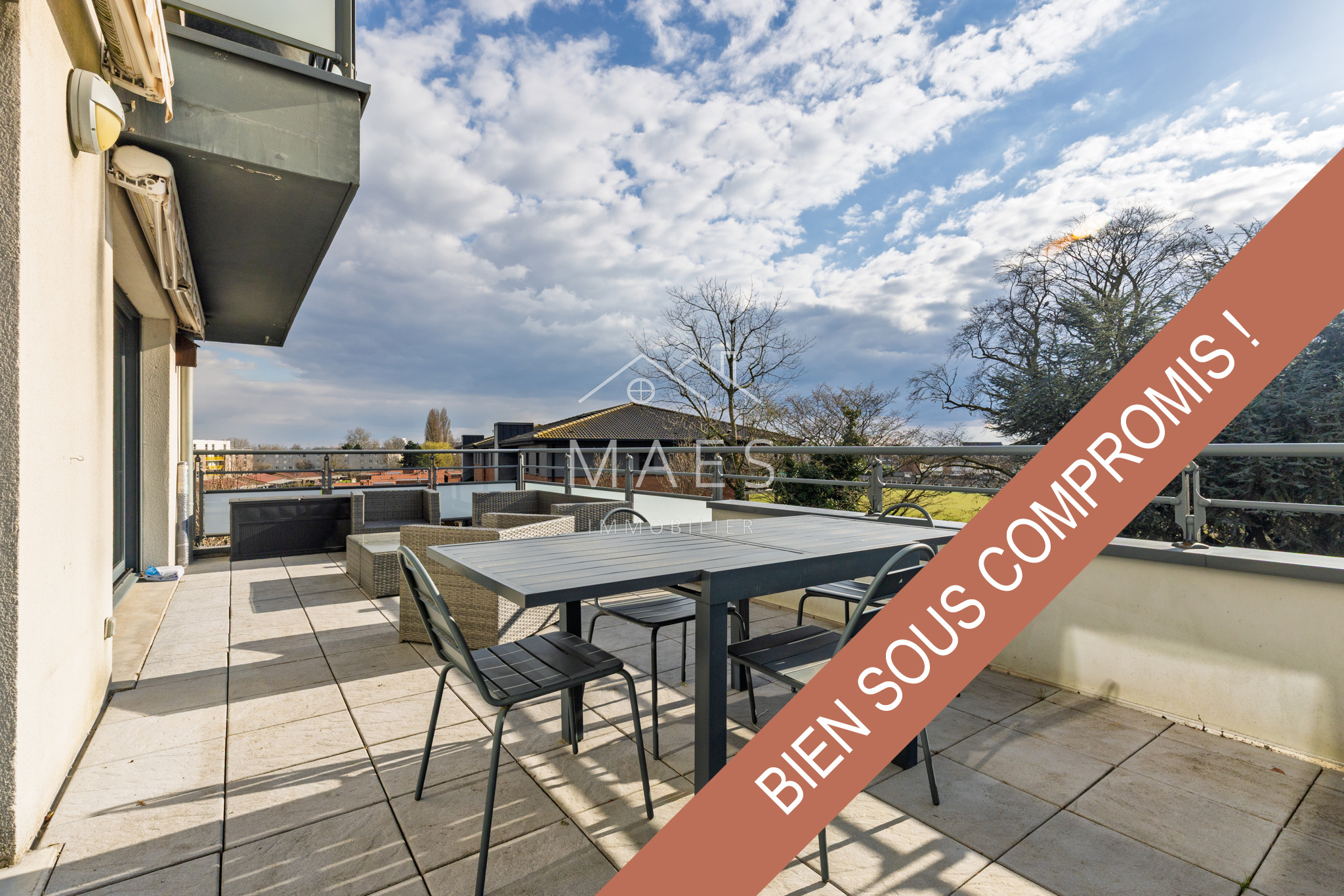 Appartement de standing, 105m2, 3 chambres, 2 terrasses et deux garages